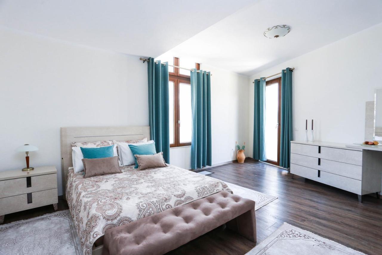 Villa Semiramis Tivat Eksteriør billede