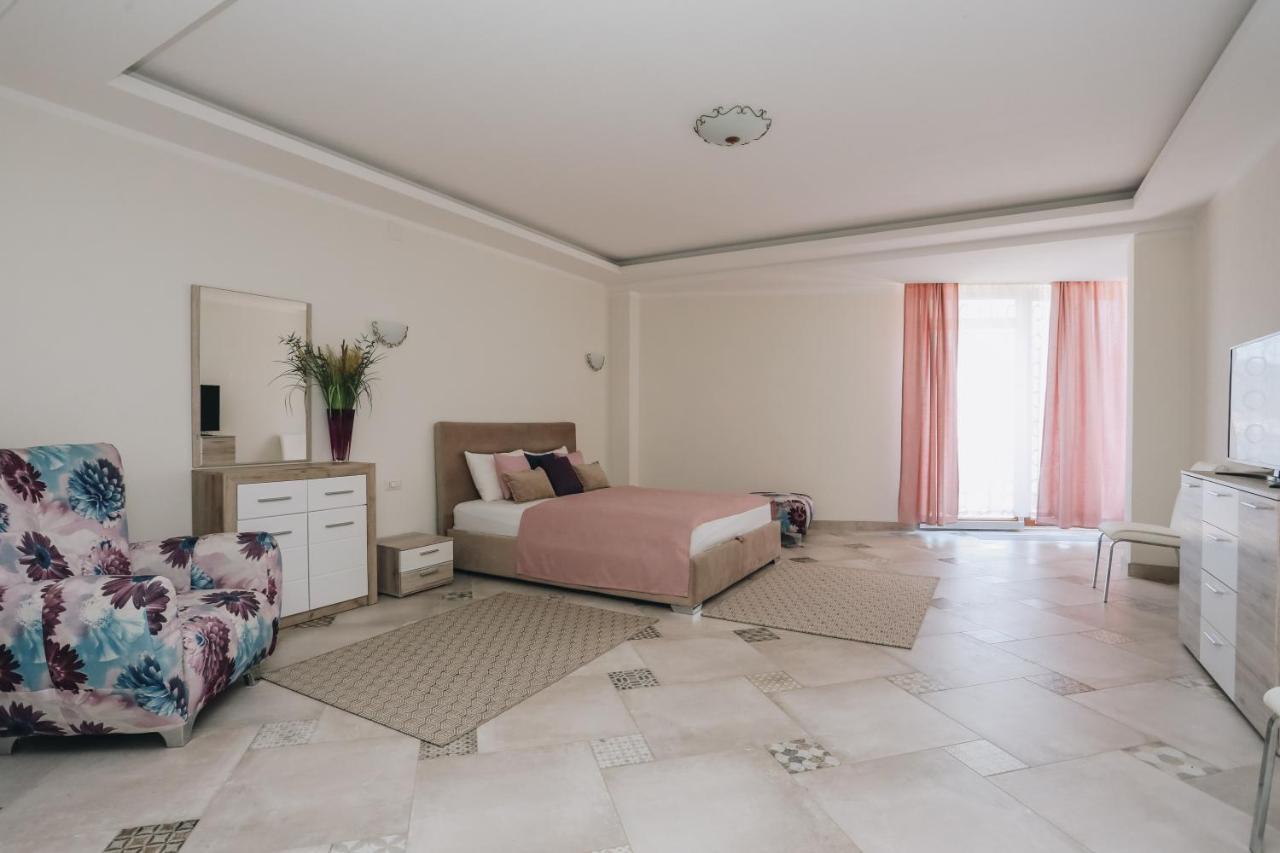 Villa Semiramis Tivat Eksteriør billede
